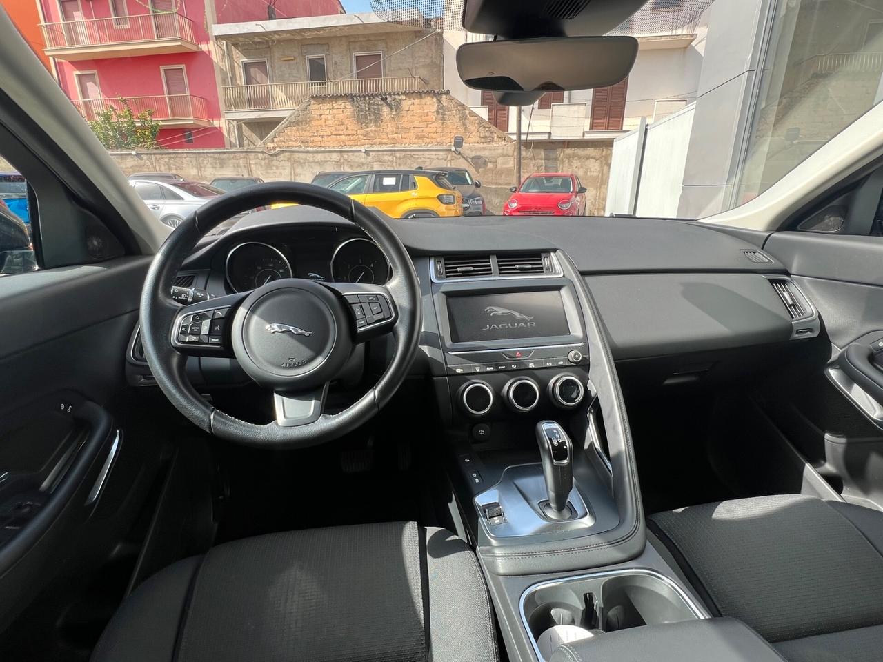 Jaguar E-Pace 2.0d i4 S awd possibilità noleggio no scoring