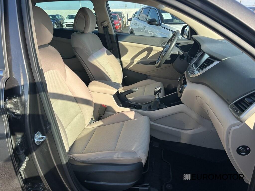Hyundai Tucson 1.7 CRDi Xpossible 2WD