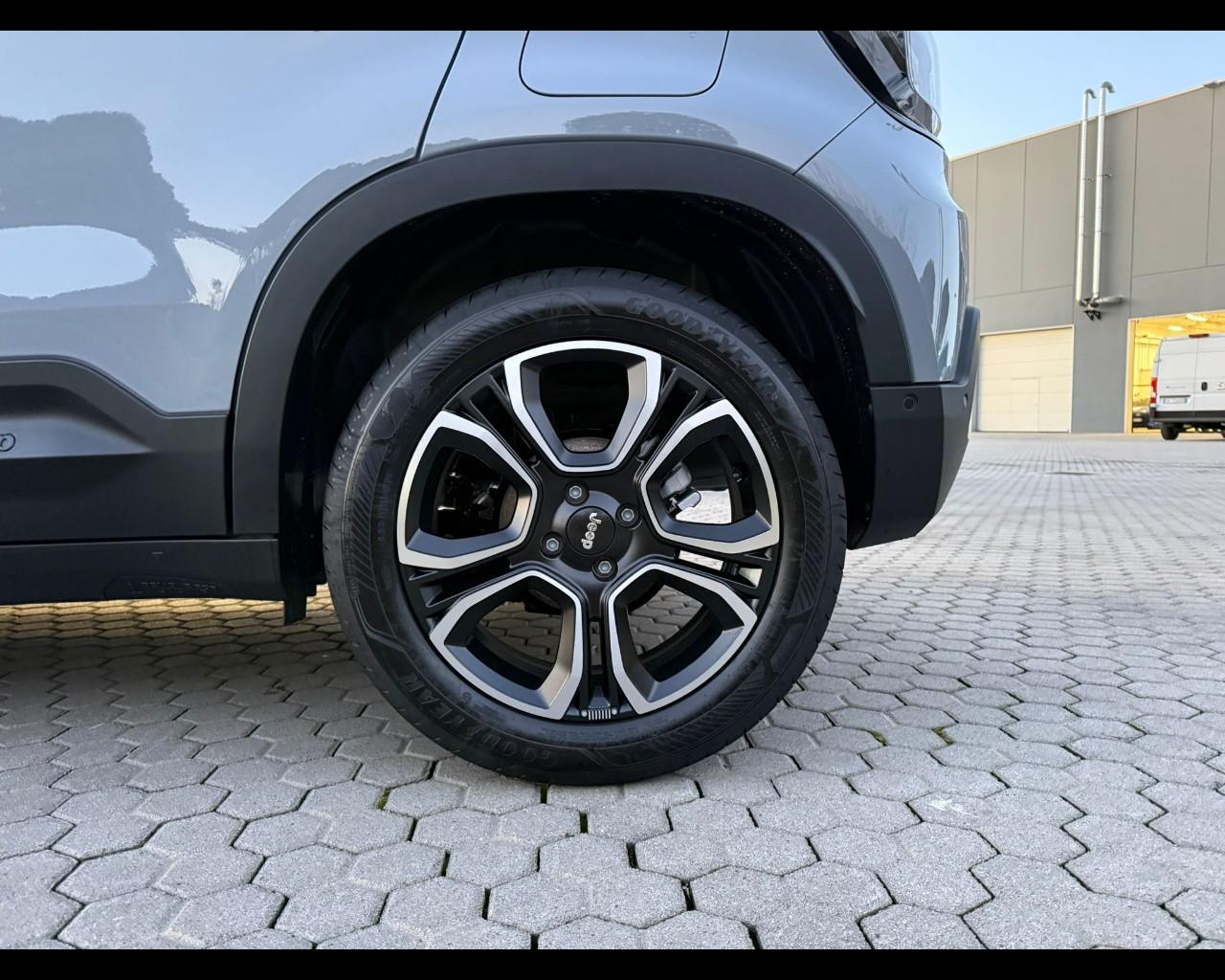 JEEP Avenger - AVENGER 1.2 TURBO E-HYBRID SUMMIT FWD 100CV