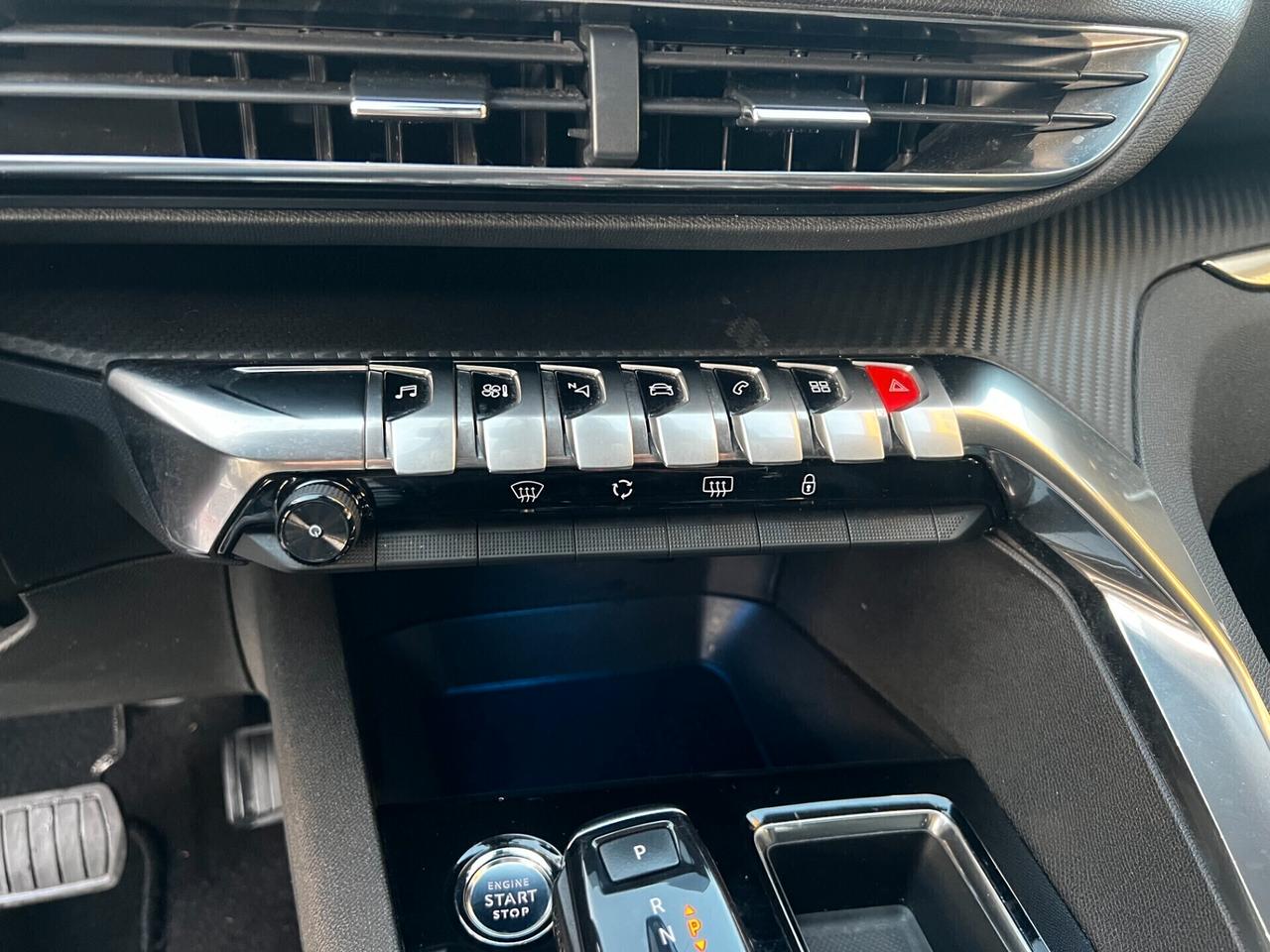 Peugeot 3008 BlueHDi 1.5 130 - AUTO-2021