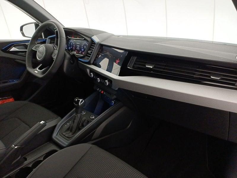 Audi A1 II 2019 Sportback Sportback 30 1.0 tfsi Identity Black 116cv s-tronic