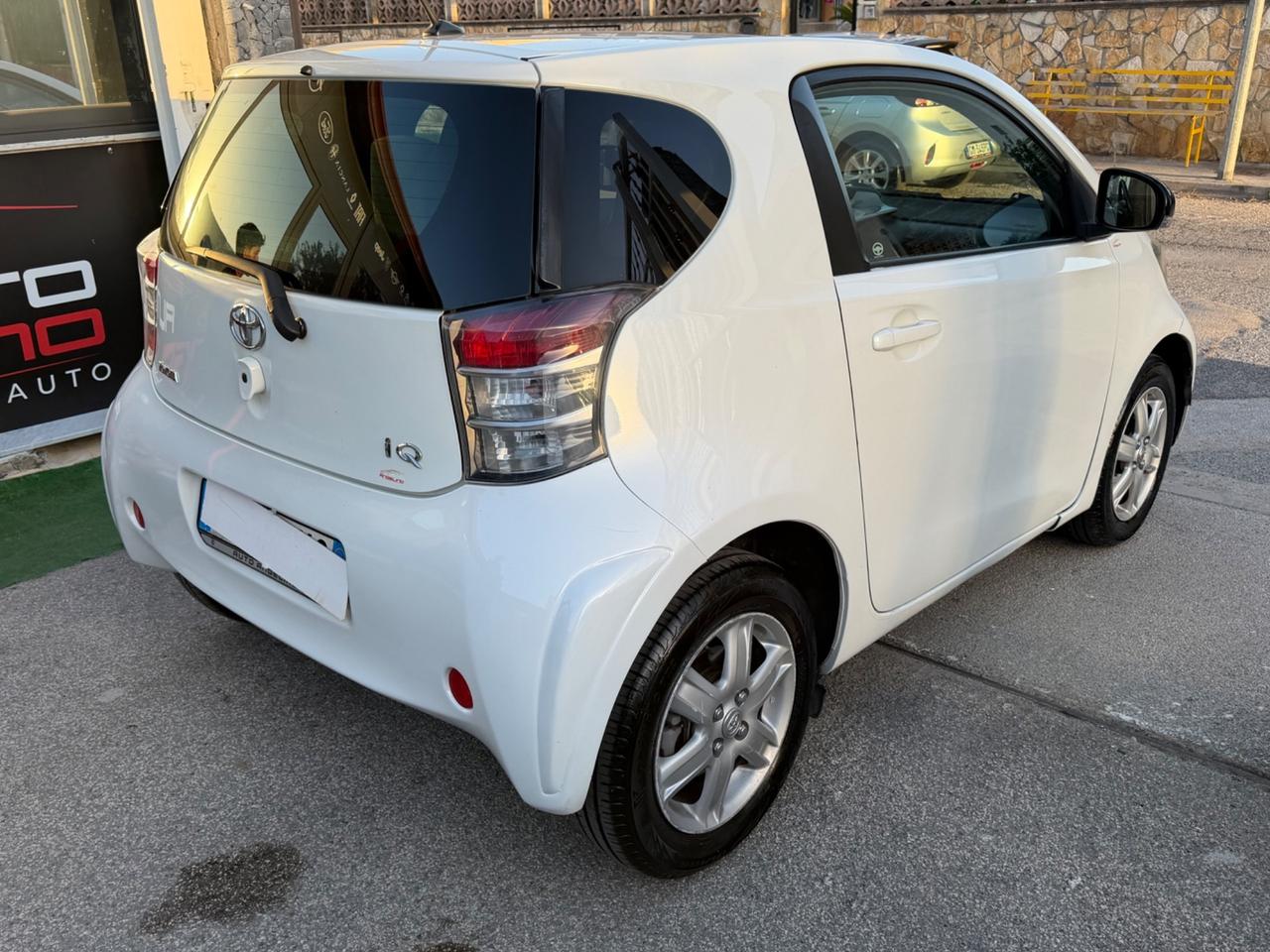 Toyota iQ 1.0 Sol