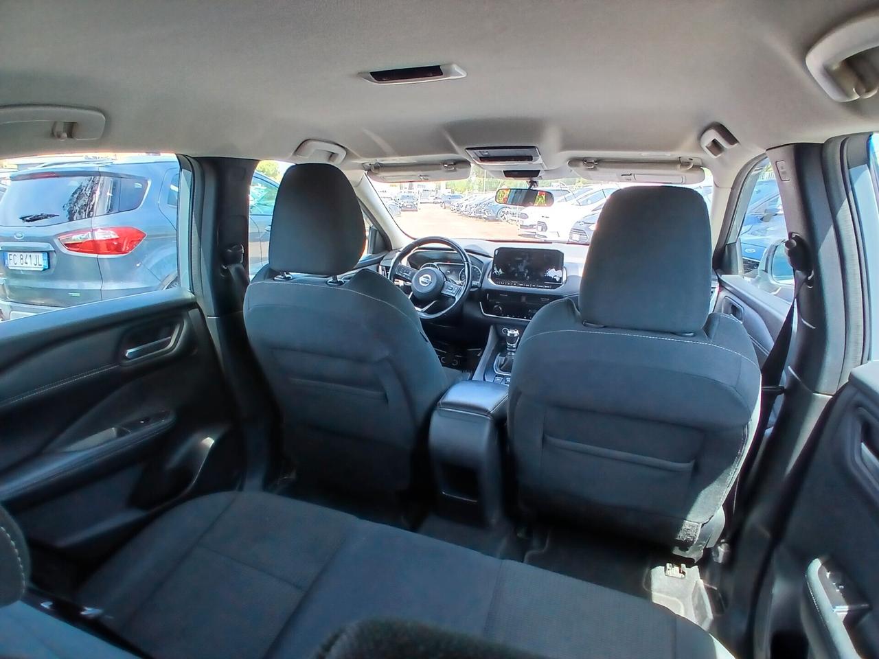 Nissan Qashqai MHEV 140 CV Business