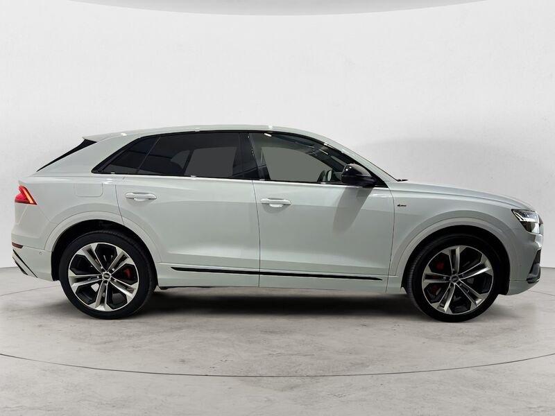 Audi Q8 Q8 55 TFSI quattro tiptronic Sport PHEV