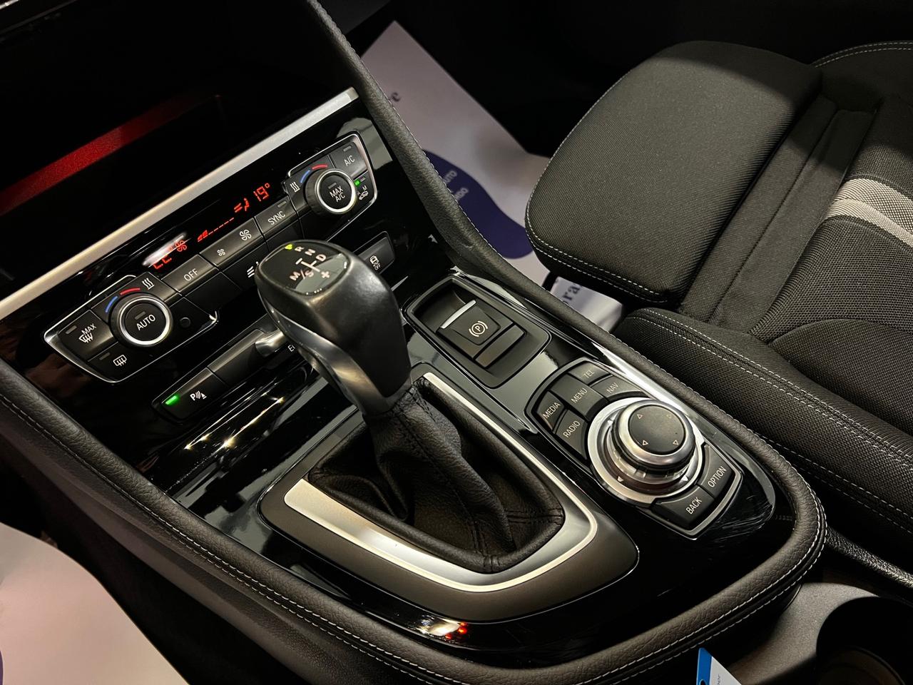 Bmw 2er Active Tourer 218d Sport