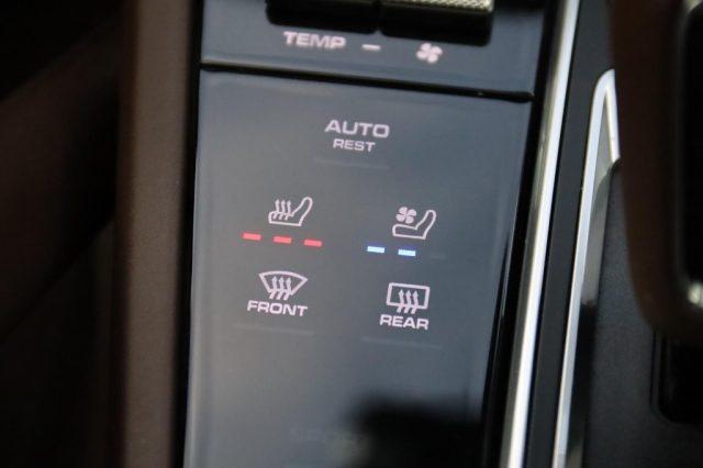 PORSCHE Cayenne Coupé 3.0 V6 Platinum Edition IVA ESPOSTA