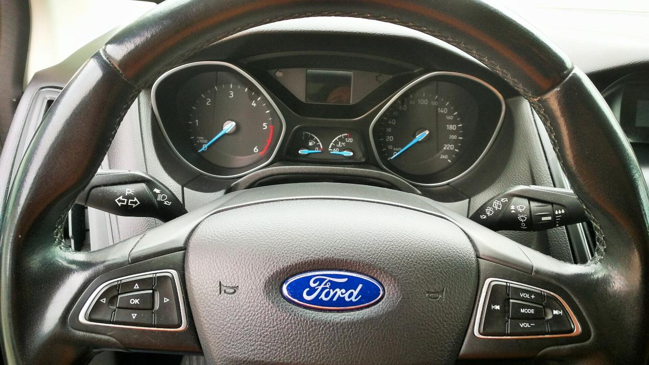 Ford Focus 1.5 TDCi 120 CV SW Euro6B *guidabile neopatentati*