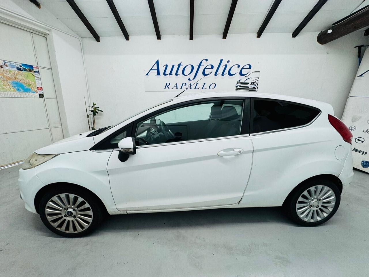 Ford Fiesta 1.2 82CV 3 porte Titanium