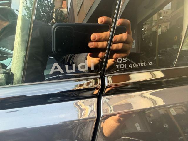 AUDI Q5 TDI 204Cv mHEV+ S tronic quattro S line edition