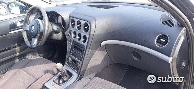 Alfa 159 tutta frezione nuova tdi 150 cavalli