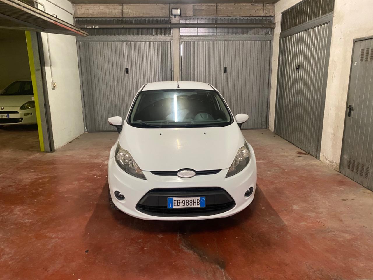 Ford Fiesta 1.4 5 porte Bz.- GPL Titanium