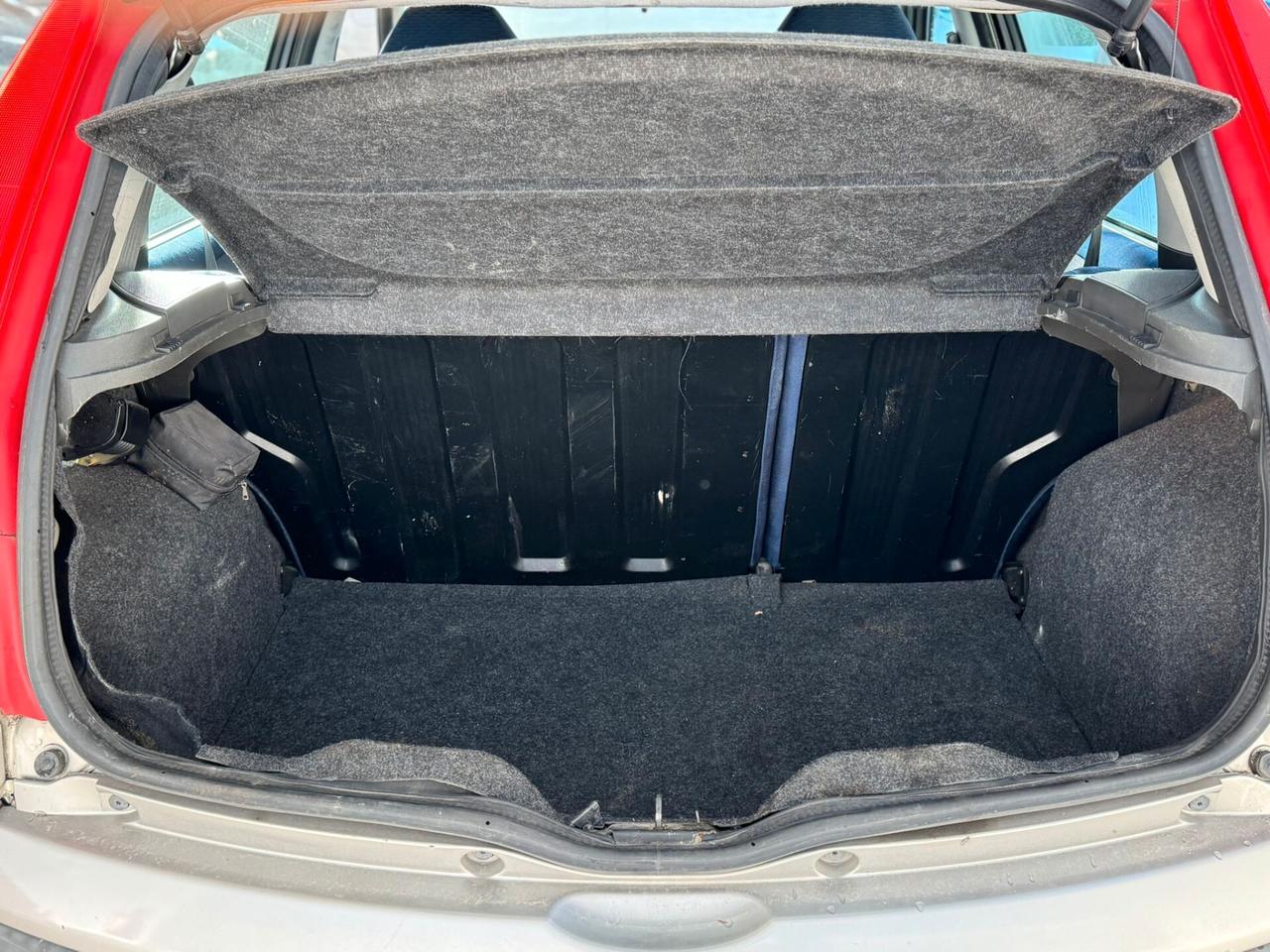 Fiat Punto 1.2i 16V cat 5 porte HLX