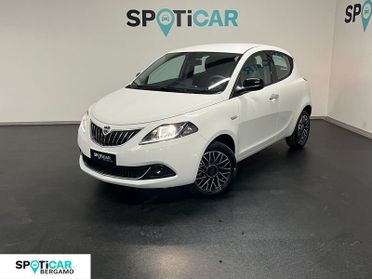 Lancia Ypsilon 1.0 FireFly 5 porte S&S Hybrid Platino - Km0