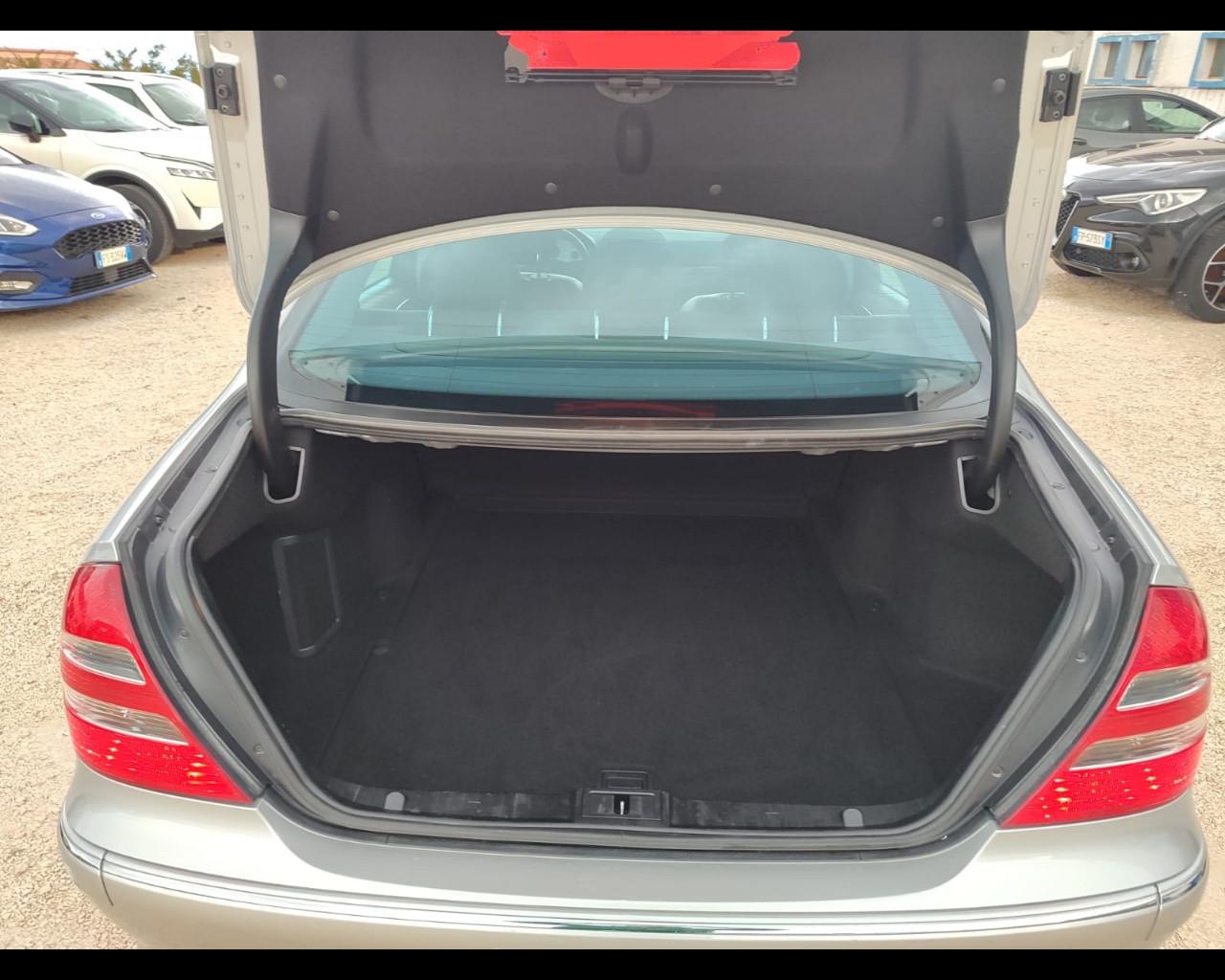 Mercedes-Benz Classe E (W/S211) - E 280 CDI cat Classic