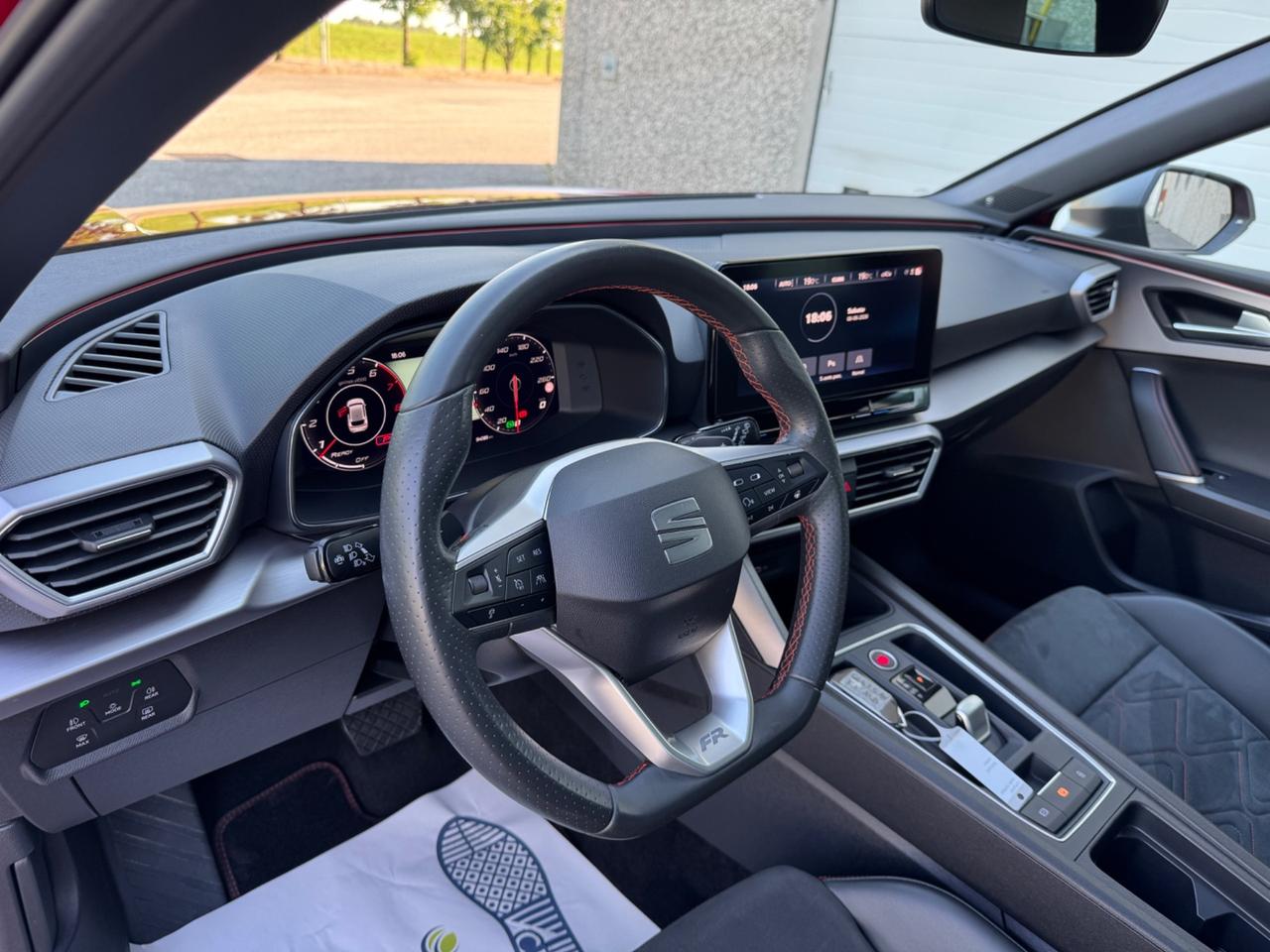 Seat Leon 1.5 eTSI 150 CV DSG FR
