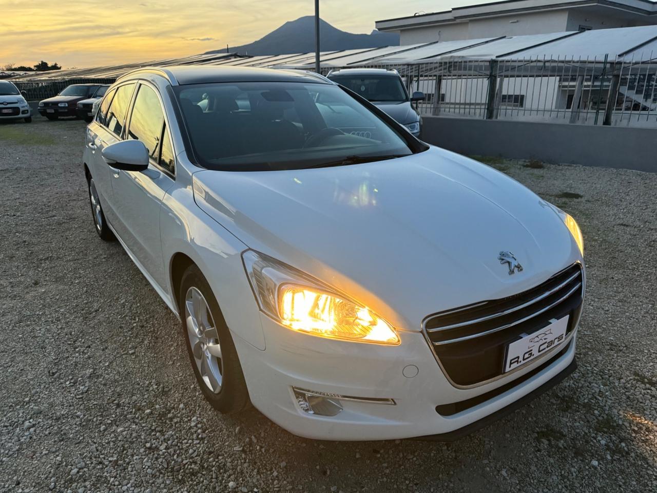 Peugeot 508 2.0 HDi 140CV SW Ciel Allure