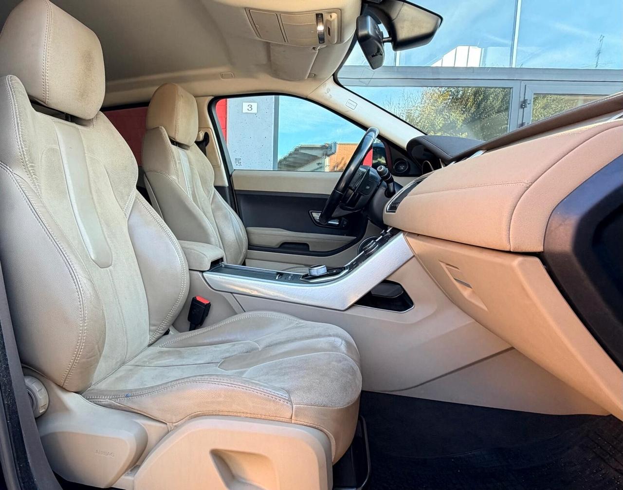 Land Rover Range Evoque 2.2 TD4 5p. Dynamic