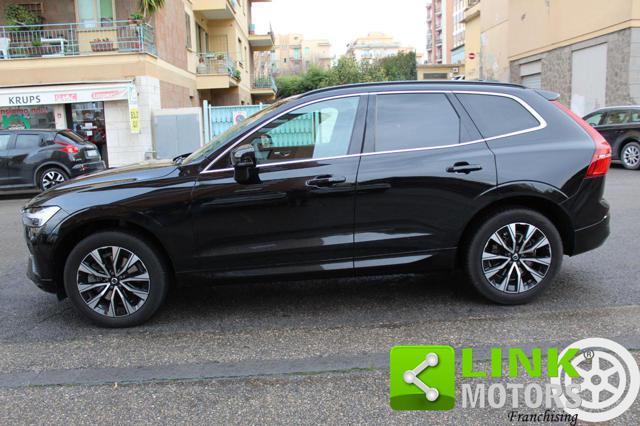 VOLVO XC60 B4 automatico Essentialle con Leasing