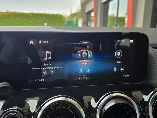 MERCEDES-BENZ GLA 200 d Automatic Premium AMG Line 19" MBUX LED Performa