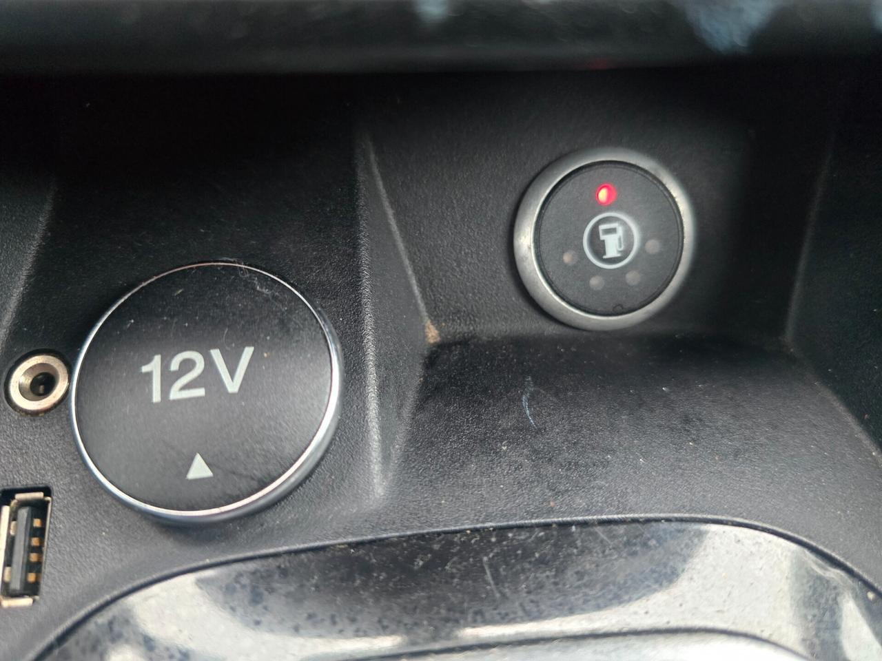 Ford B-Max 1.4 GPL 90cv Business Titanium