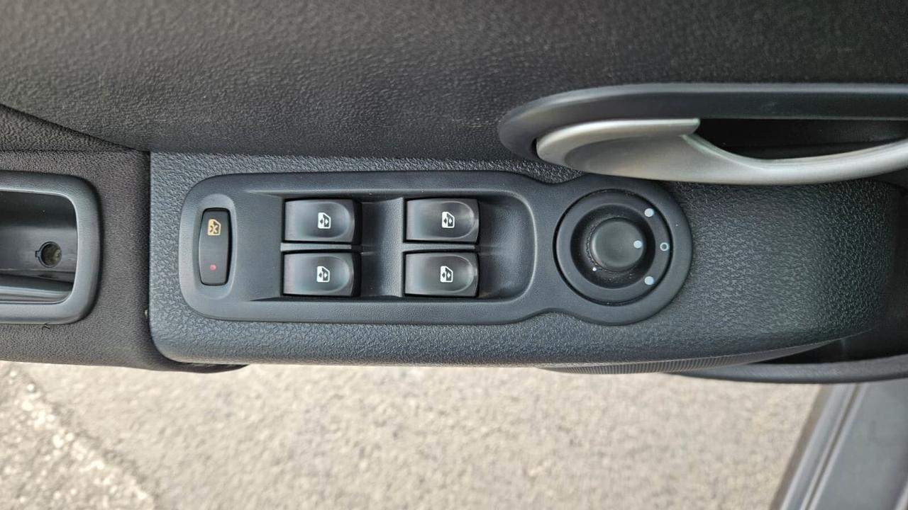 Renault Modus 1.2 75cv 16V