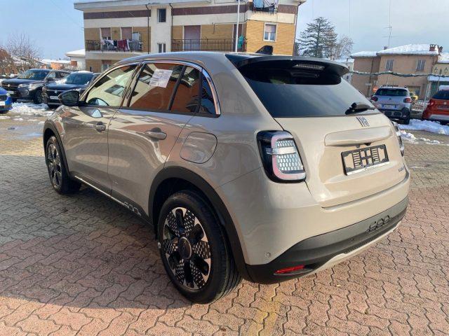 FIAT 600 Hybrid 145CV DCT MHEV La Prima