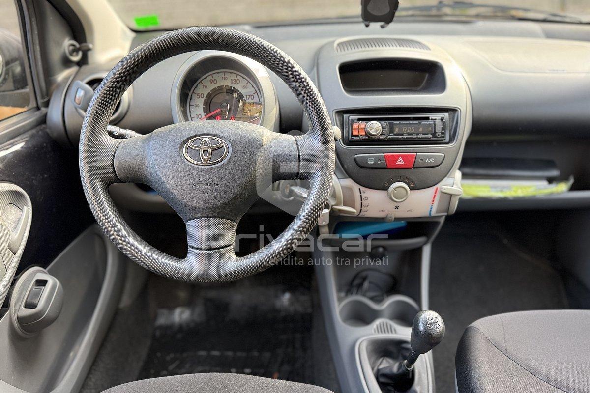 TOYOTA Aygo 1.0 12V VVT-i 3 porte Sol