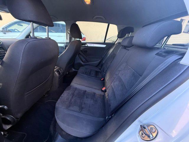 VOLKSWAGEN Golf 2.0 TDI 140CV DPF DSG 5p. Highline