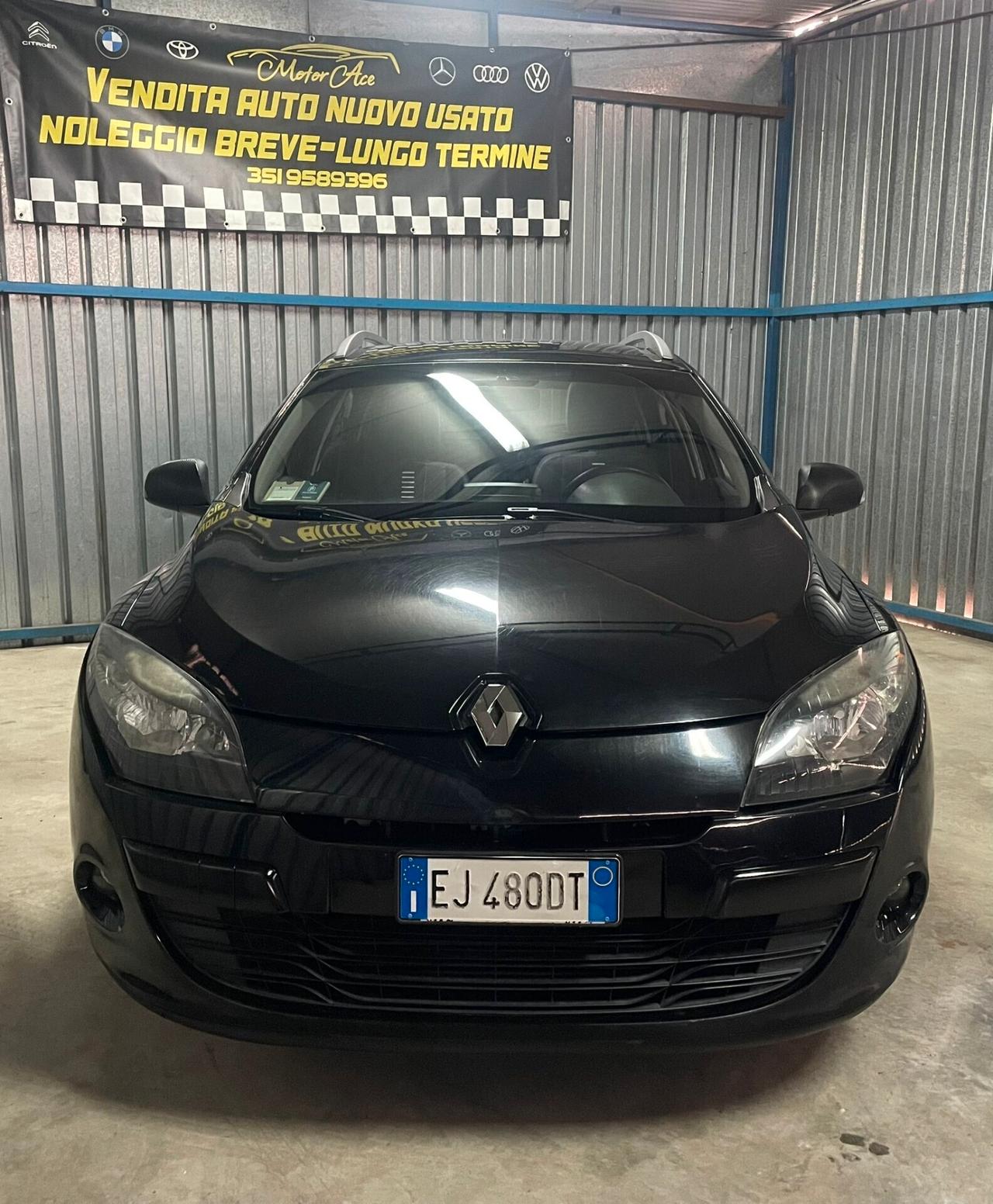 RENAULT MEGANE SPORTOUR GT LINE - NEOPATENTATI