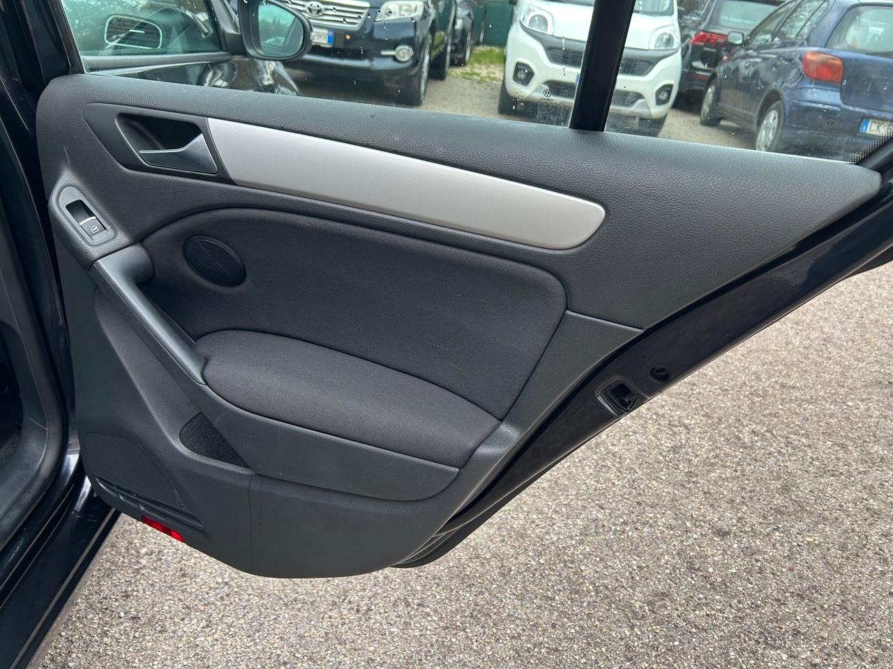 Volkswagen Golf 2.0 TDI 110CV DPF 5p. Highline