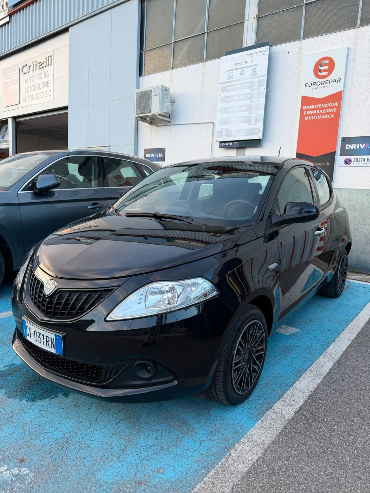 Lancia Ypsilon 1.0 FireFly 5 porte S&S Hybrid Platino