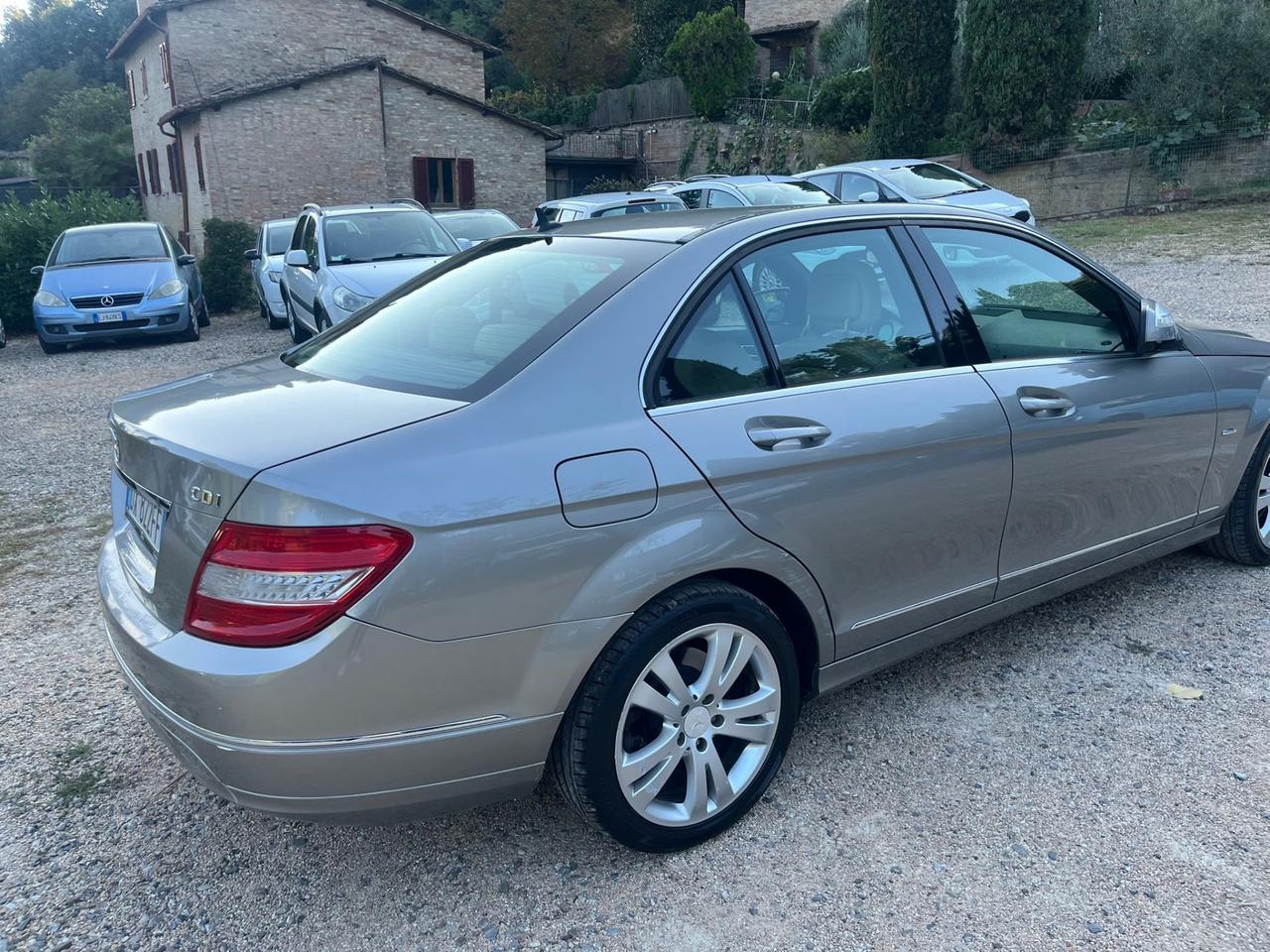 Mercedes-benz C 220 CDI BlueEFFICIENCY Avantgarde AMG