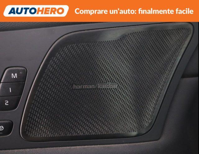 VOLVO XC60 B4 Geartronic R-design