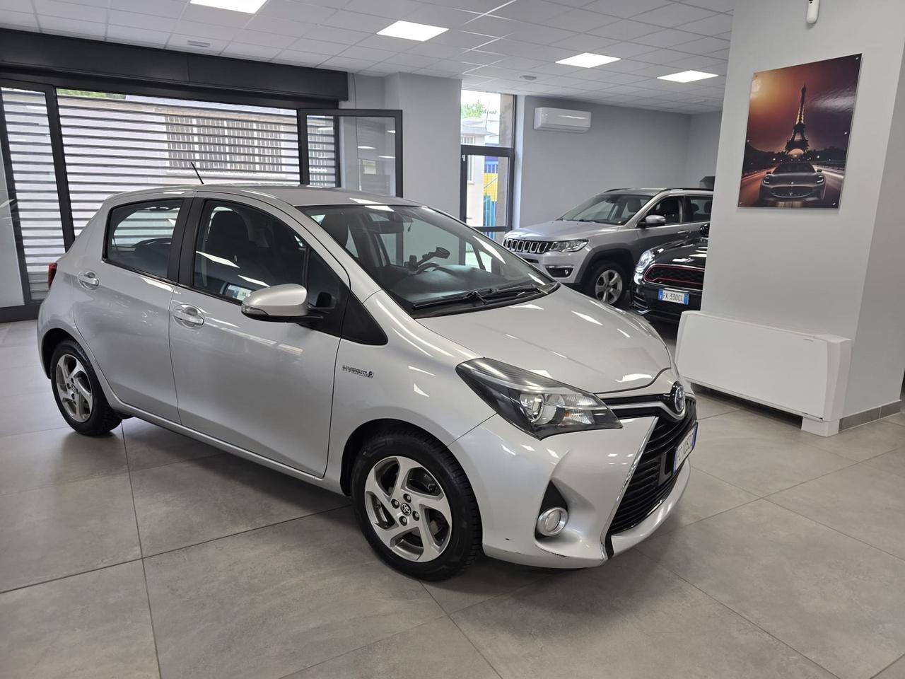 Toyota Yaris 1.5 Hybrid 75cv 2016 km 120000