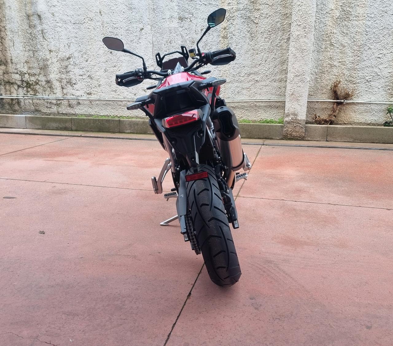 Triumph Tiger 900 GT CON TRIS BORSE EXPEDITION