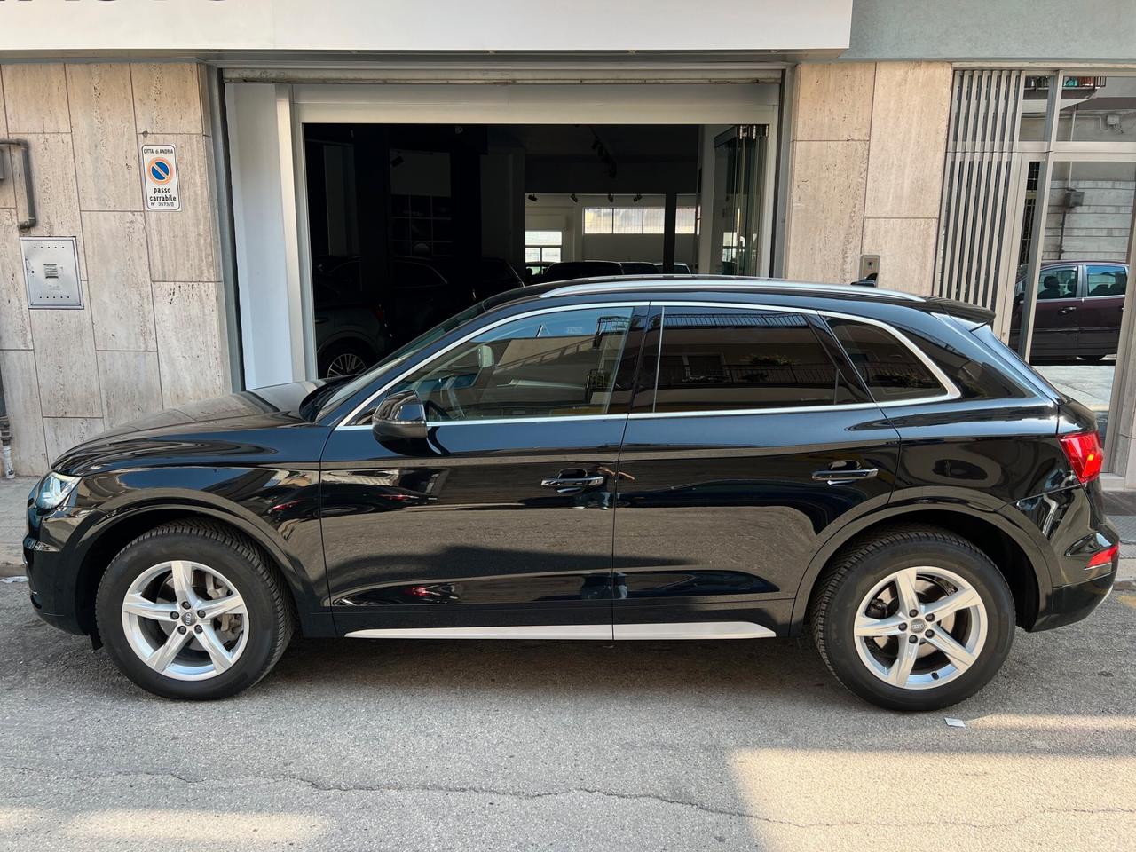 Audi Q5 40 2.0 tdi Business Sport quattro 190cv s-tronic