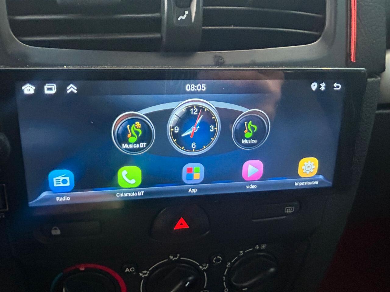 Renault Clio 1.2 16V benzina 5 porte