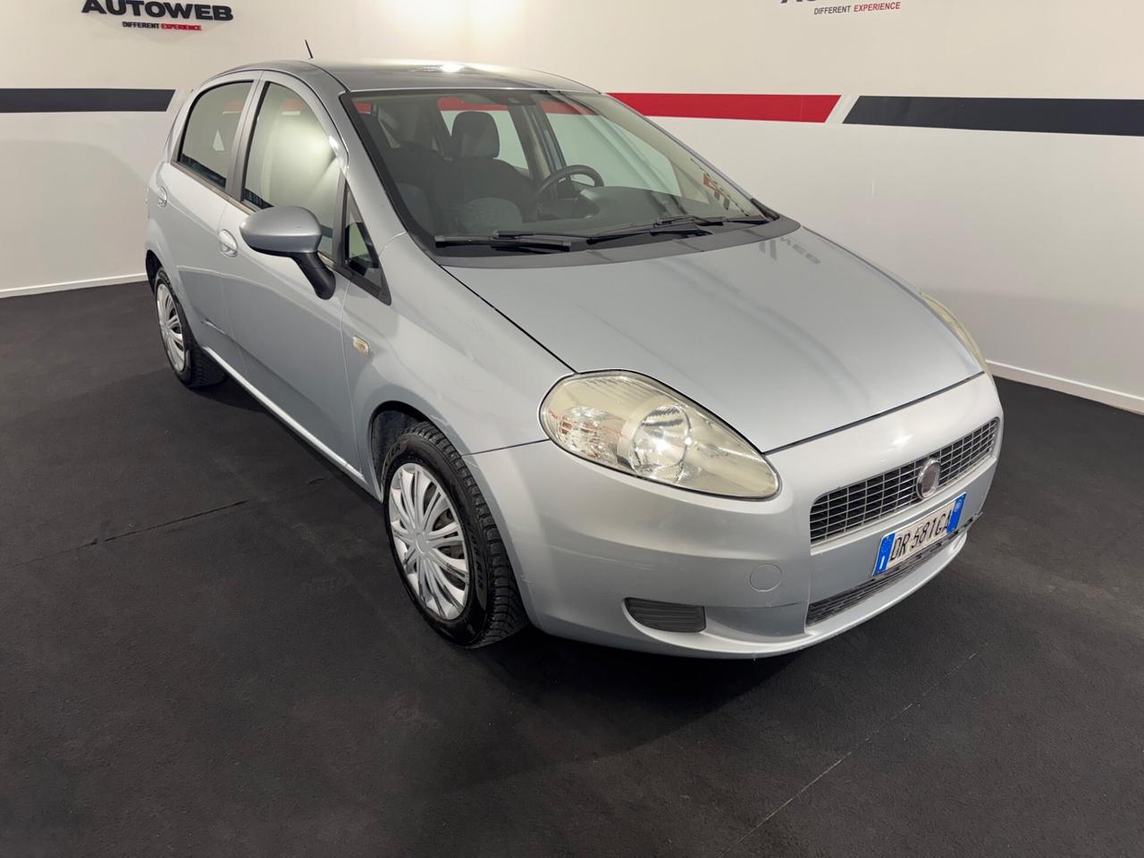 Fiat Grande Punto 1.3 MJT 90 CV 5 porte Emotion