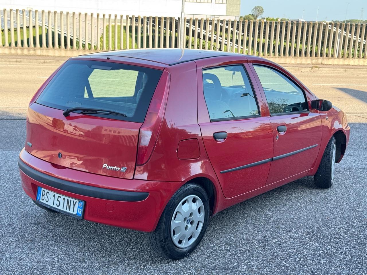 Fiat Punto 1.2i 60cv 5Porte