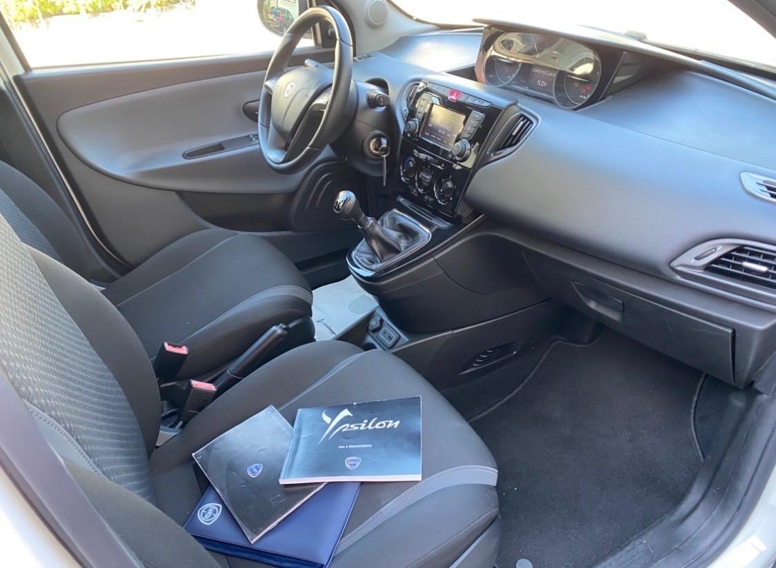 Lancia Ypsilon 1.3 MJT 16V 95 CV 5 porte Platinum