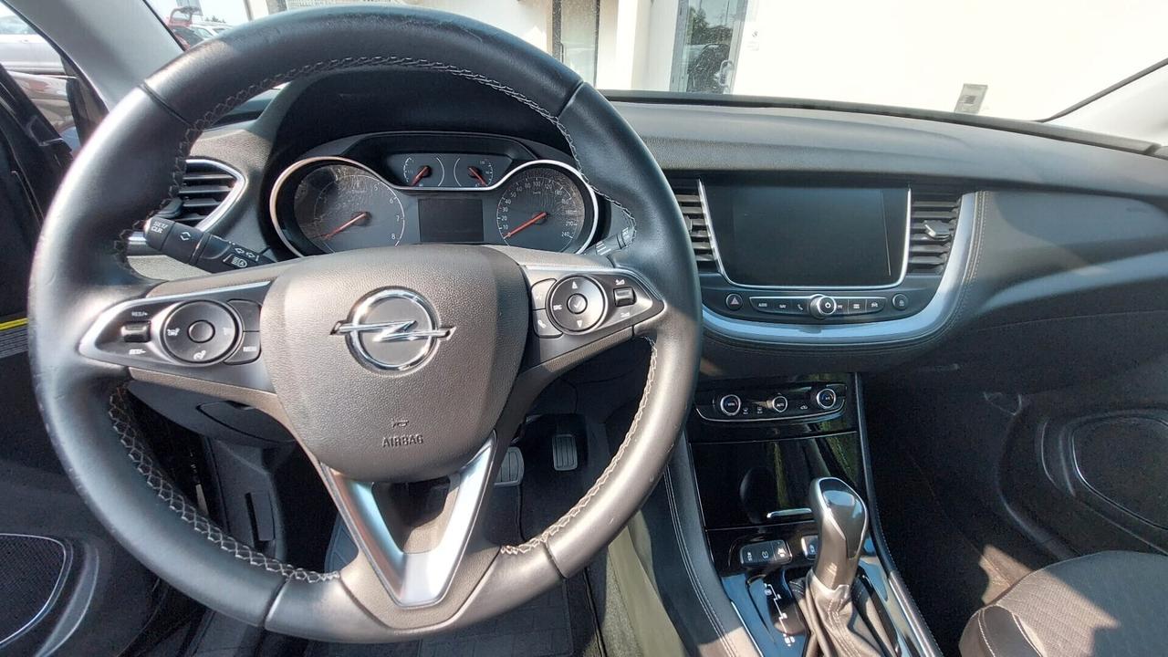 Opel Grandland X 1.5 Diesel Automatica Neopatentati