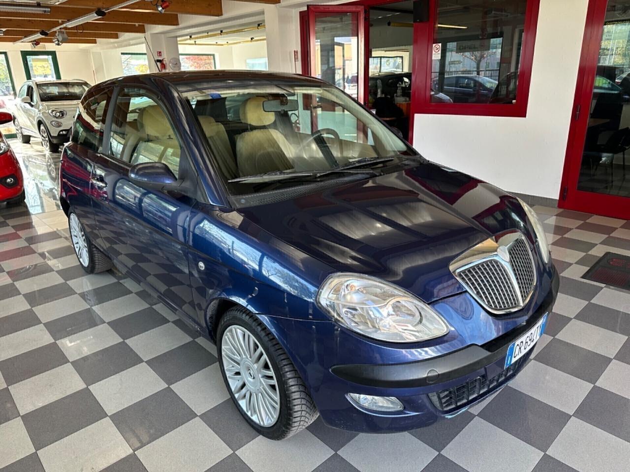 Lancia Ypsilon 1.3 Multijet Neopatentati