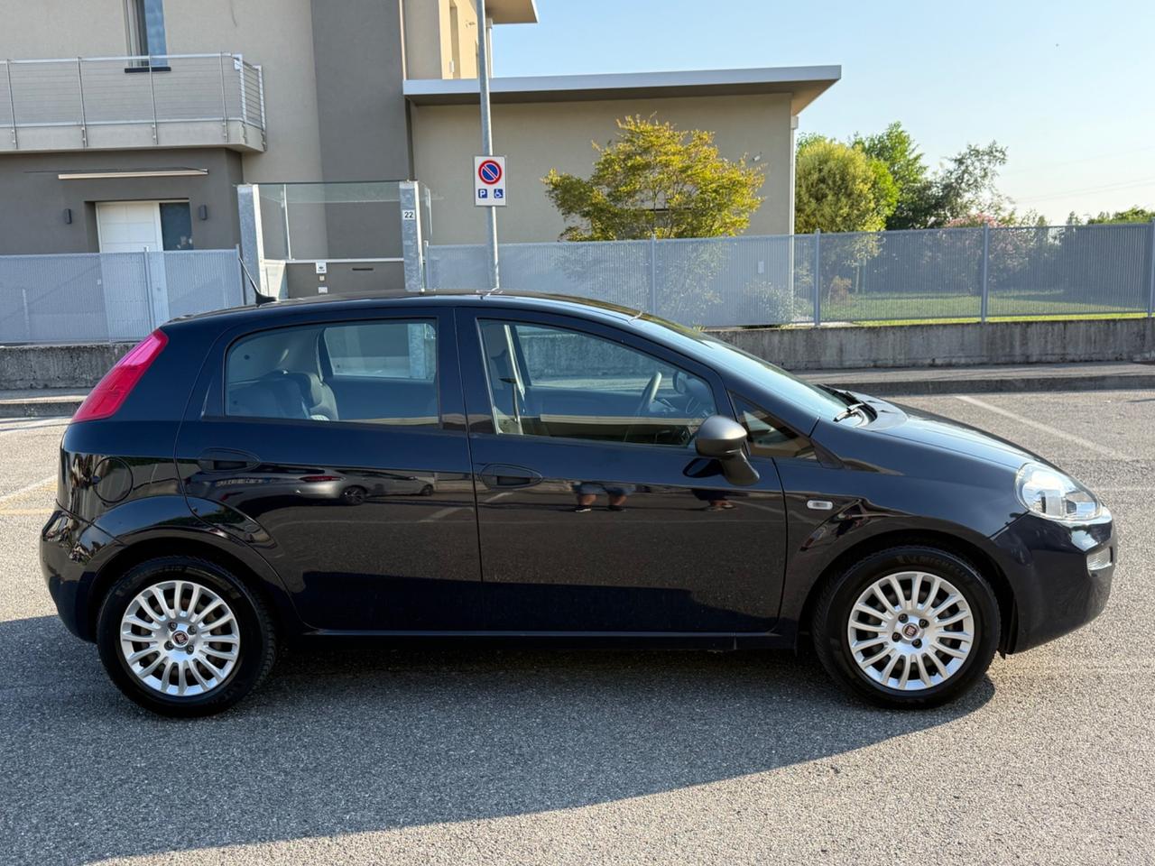 Fiat Punto 1.3 MJT II S&S 95 CV 5 porte Street