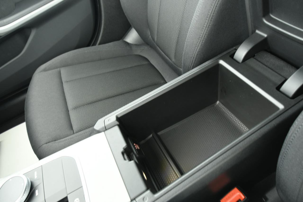 BMW 320d Touring mhev 48V xdrive Business Advantage auto APP CONNECT