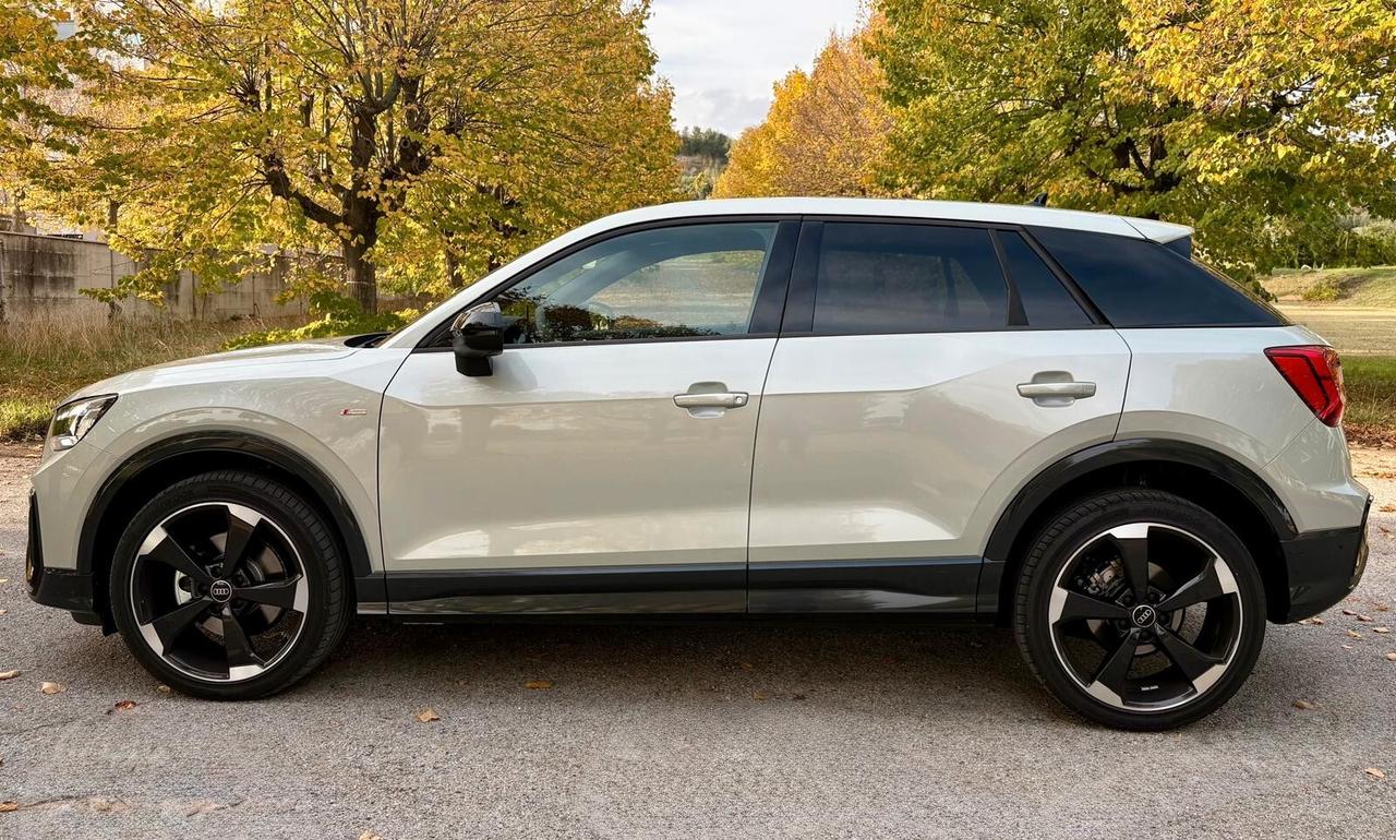 Audi Q2 35 TDI S-tronic S-line Identity Black