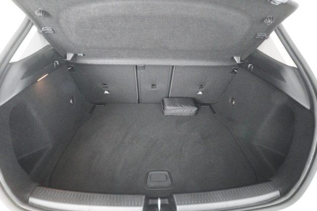 MERCEDES-BENZ A 180 A 180 Automatic Progressive Advanced