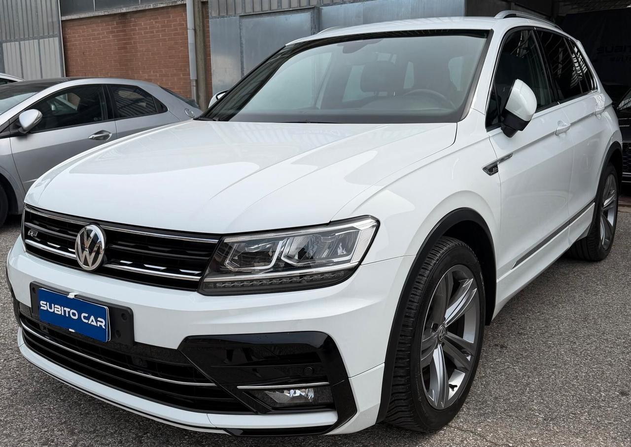 Volkswagen Tiguan 2.0 TDI SCR DSG R-LINE Pack interno ed esterno