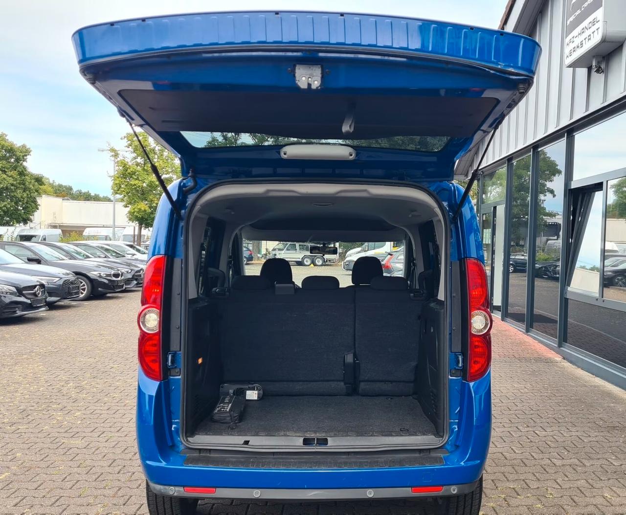 Fiat Doblò 1.6 MJT 16V Emotion 5 POSTI