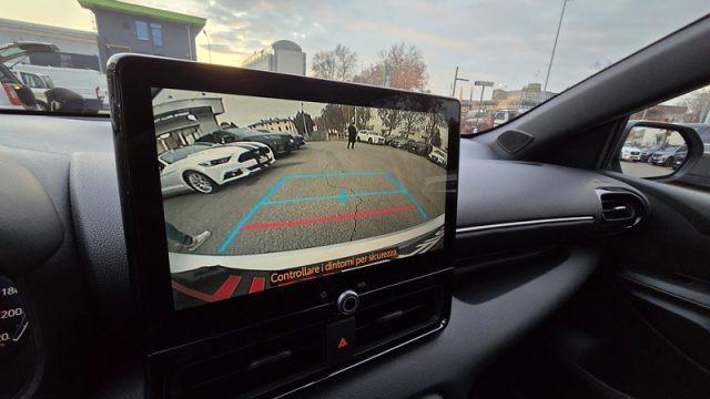 TOYOTA Yaris 1.5 Hybrid 5 porte Premiere NEOPATENTATI PERMUTE