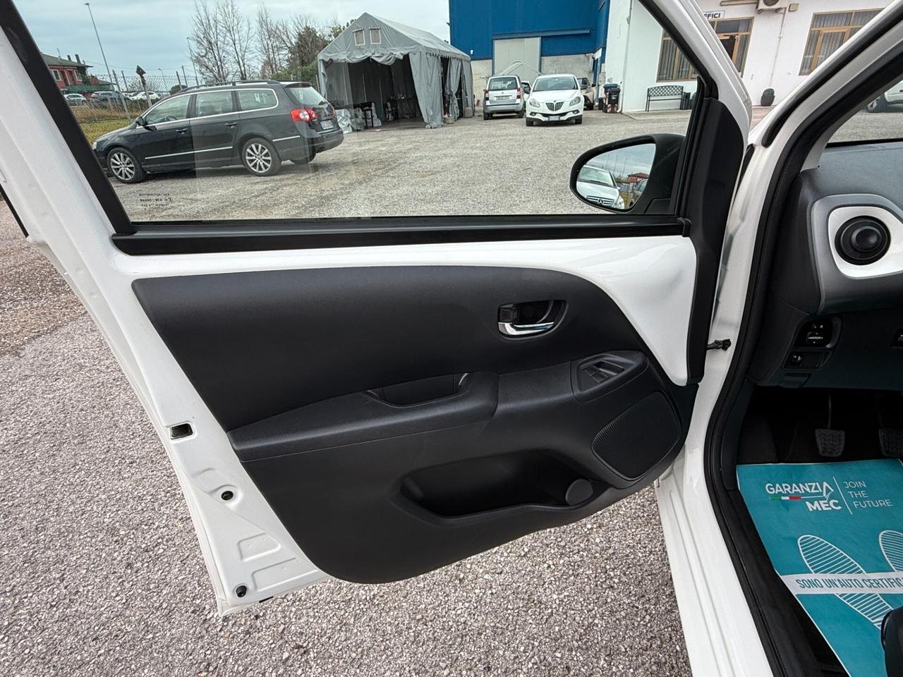 Toyota Aygo 1.0 VVT-i 72 CV 5 porte x-business